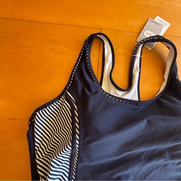 Uhnice 4XL NWT black and white striped athletic one piece bathing suit swim - Picture 2 of 10
